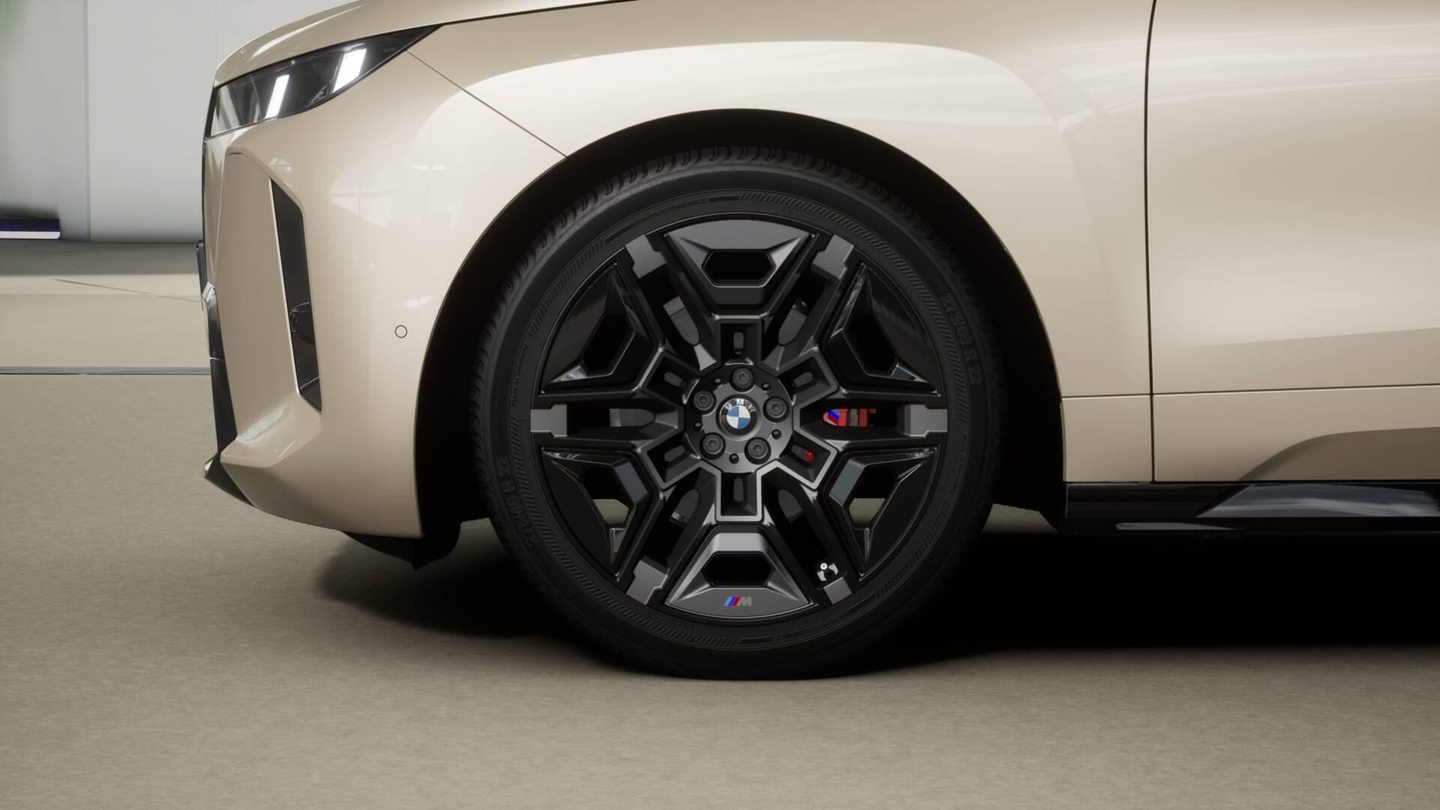BMW iX xDrive60, Electric, Ex-demonstrator, Automatic - 7
