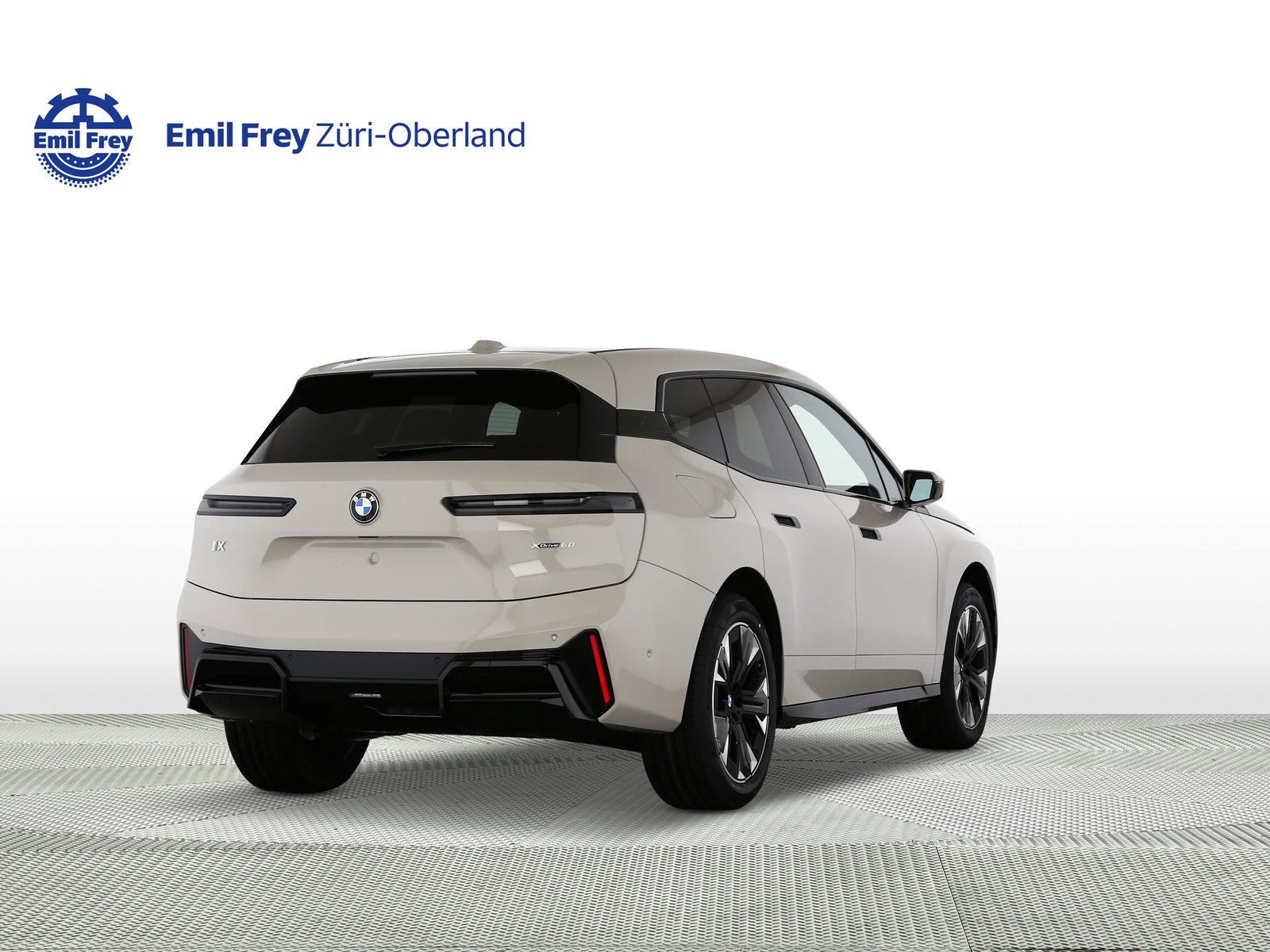 BMW iX xDrive60, Electric, Ex-demonstrator, Automatic - 3