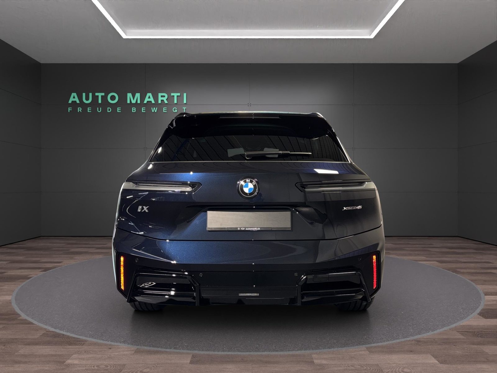 BMW iX xDrive45, Elektro, Vorführwagen, Automatik - 3