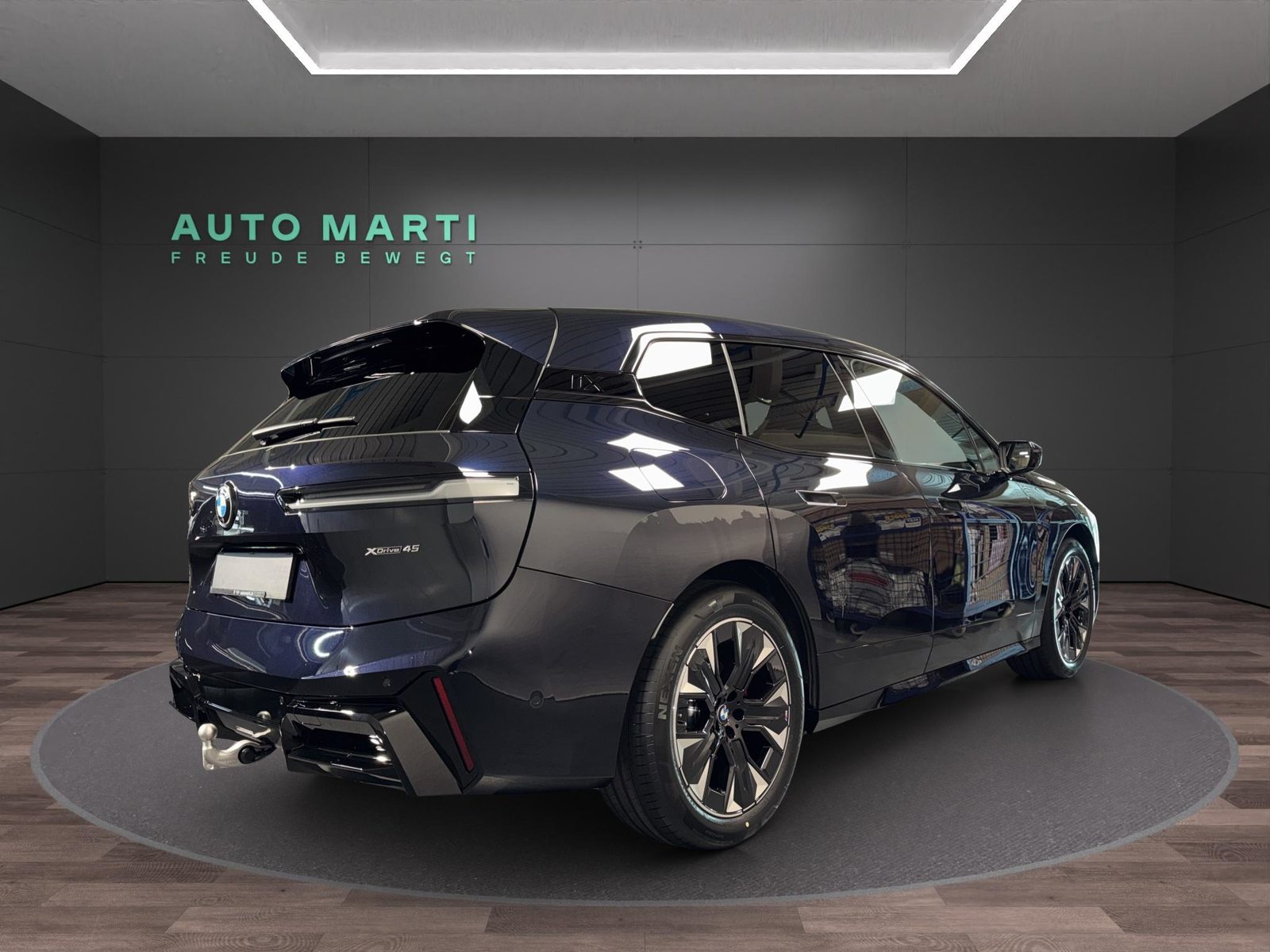 BMW iX xDrive45, Elektro, Vorführwagen, Automatik - 4