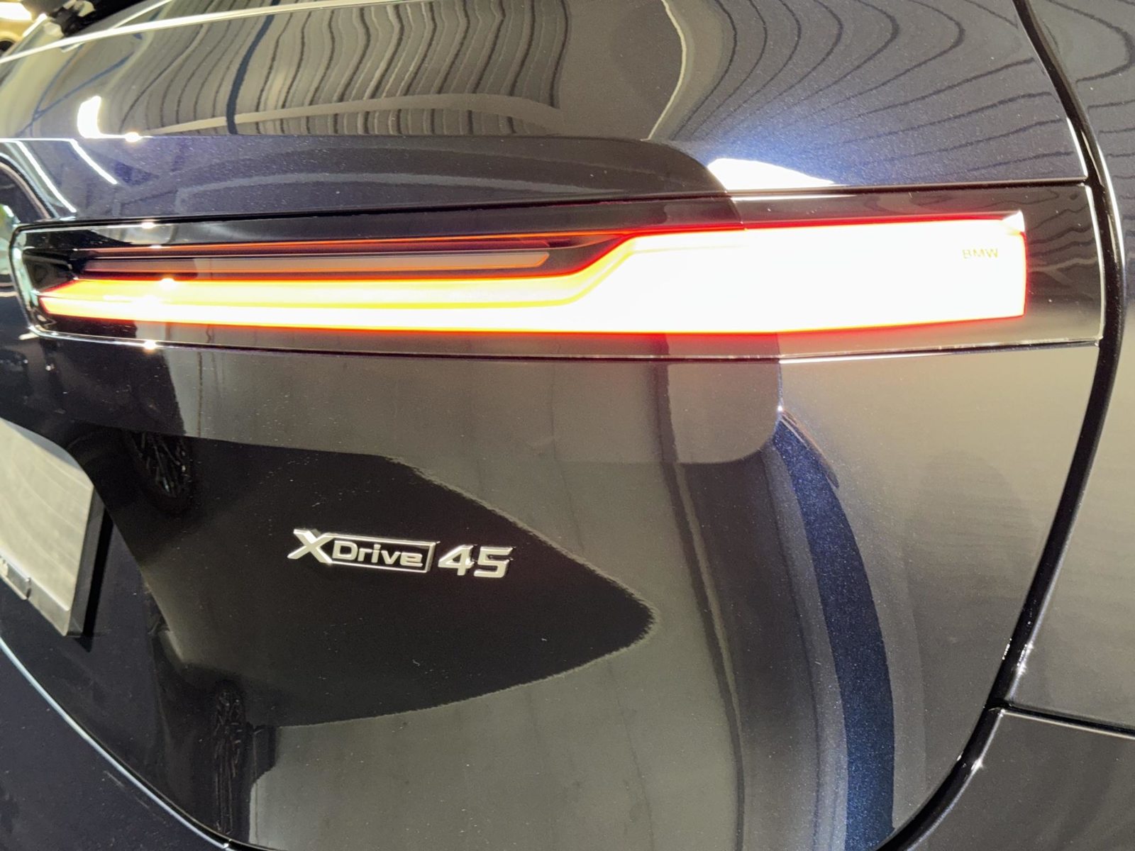 BMW iX xDrive45, Elektro, Vorführwagen, Automatik - 6
