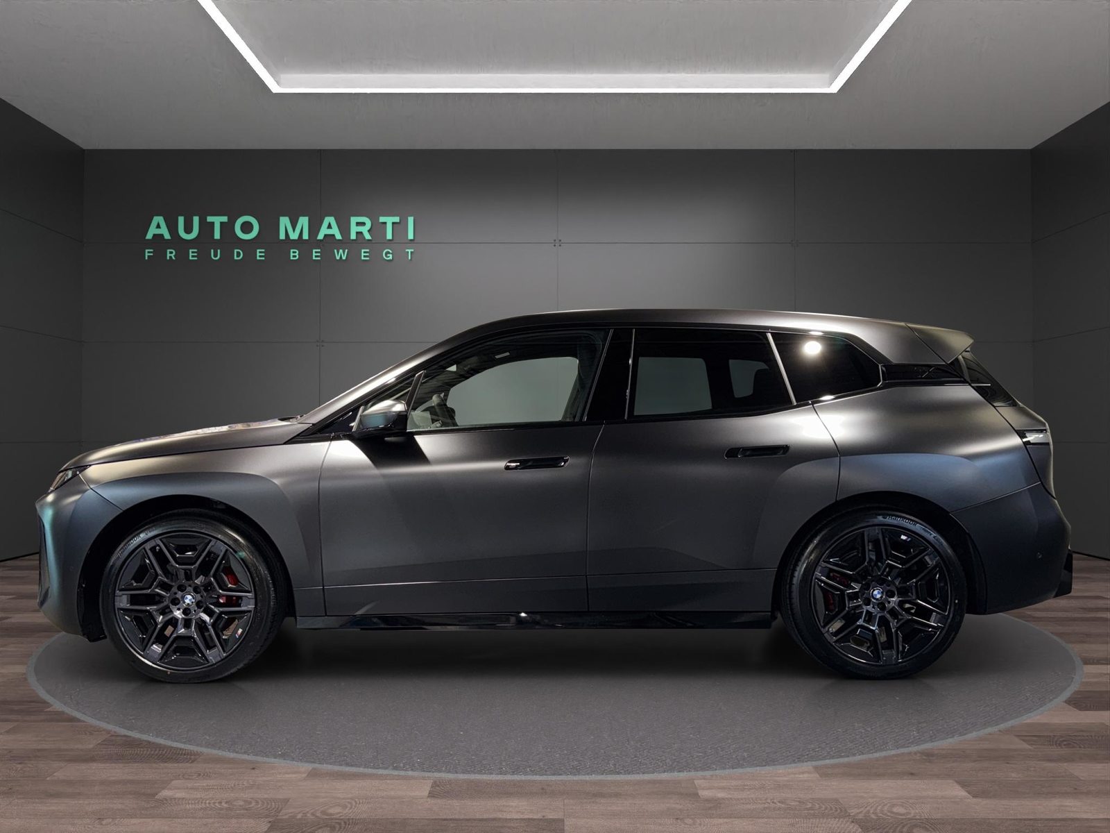 BMW iX xDrive60, Electric, Ex-demonstrator, Automatic - 2