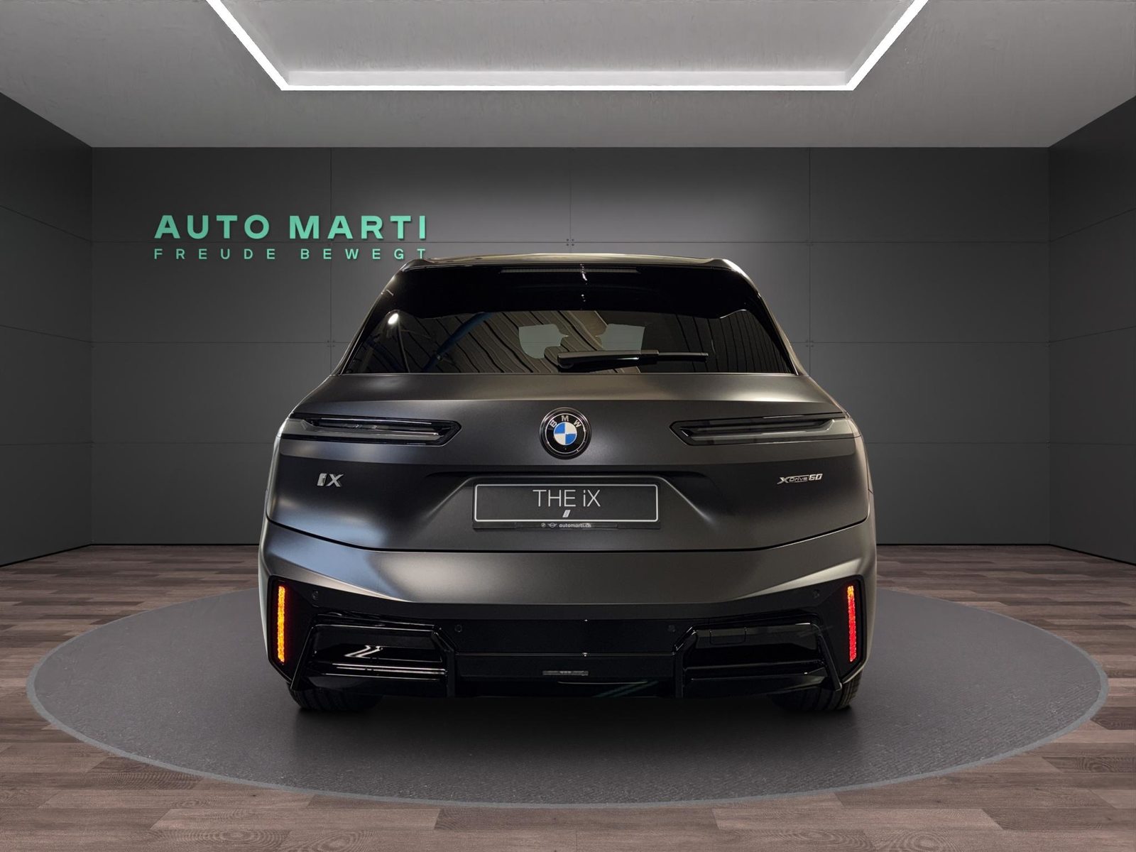BMW iX xDrive60, Electric, Ex-demonstrator, Automatic - 3