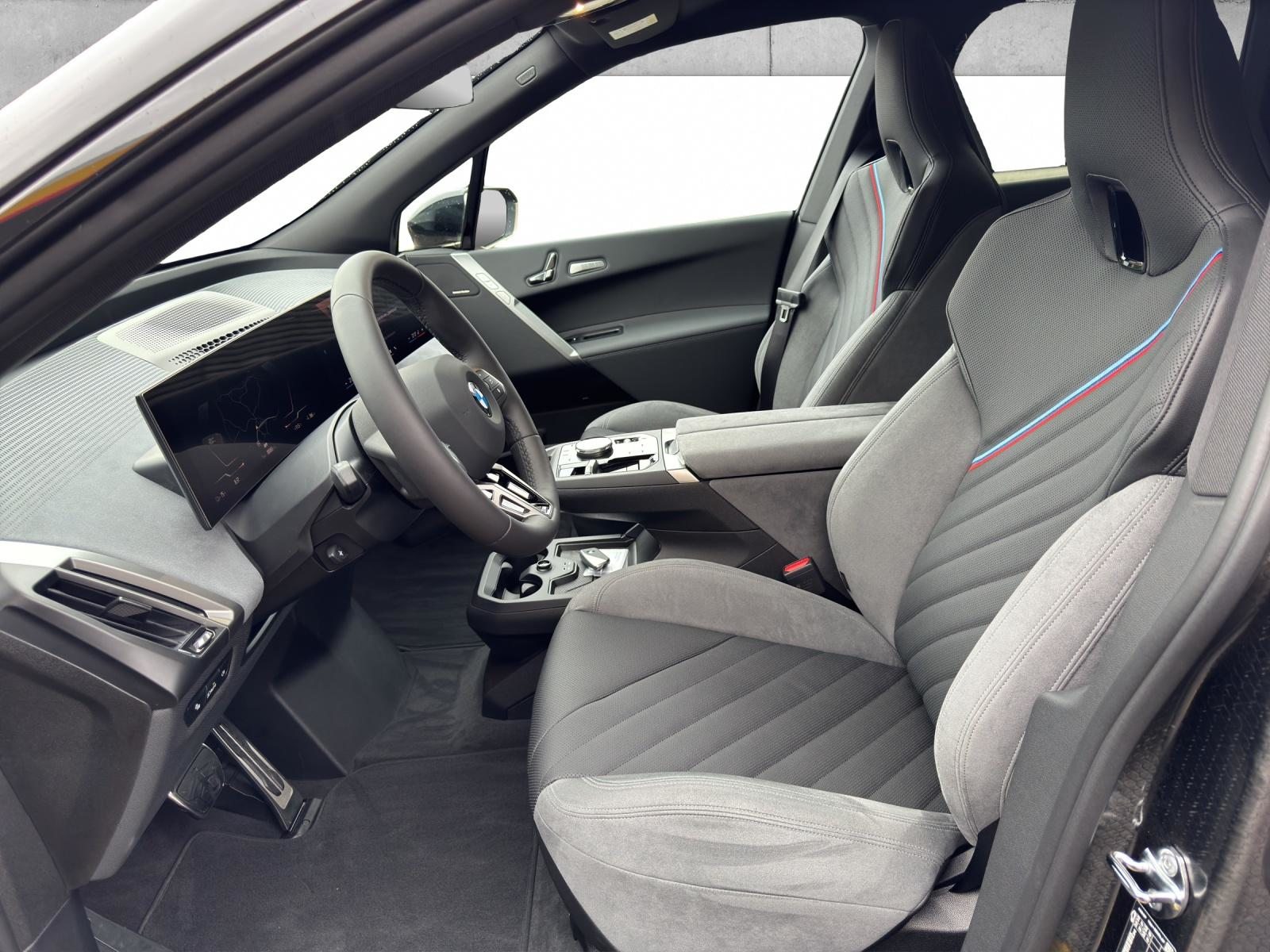 BMW iX xDrive45, Electric, Ex-demonstrator, Automatic - 2