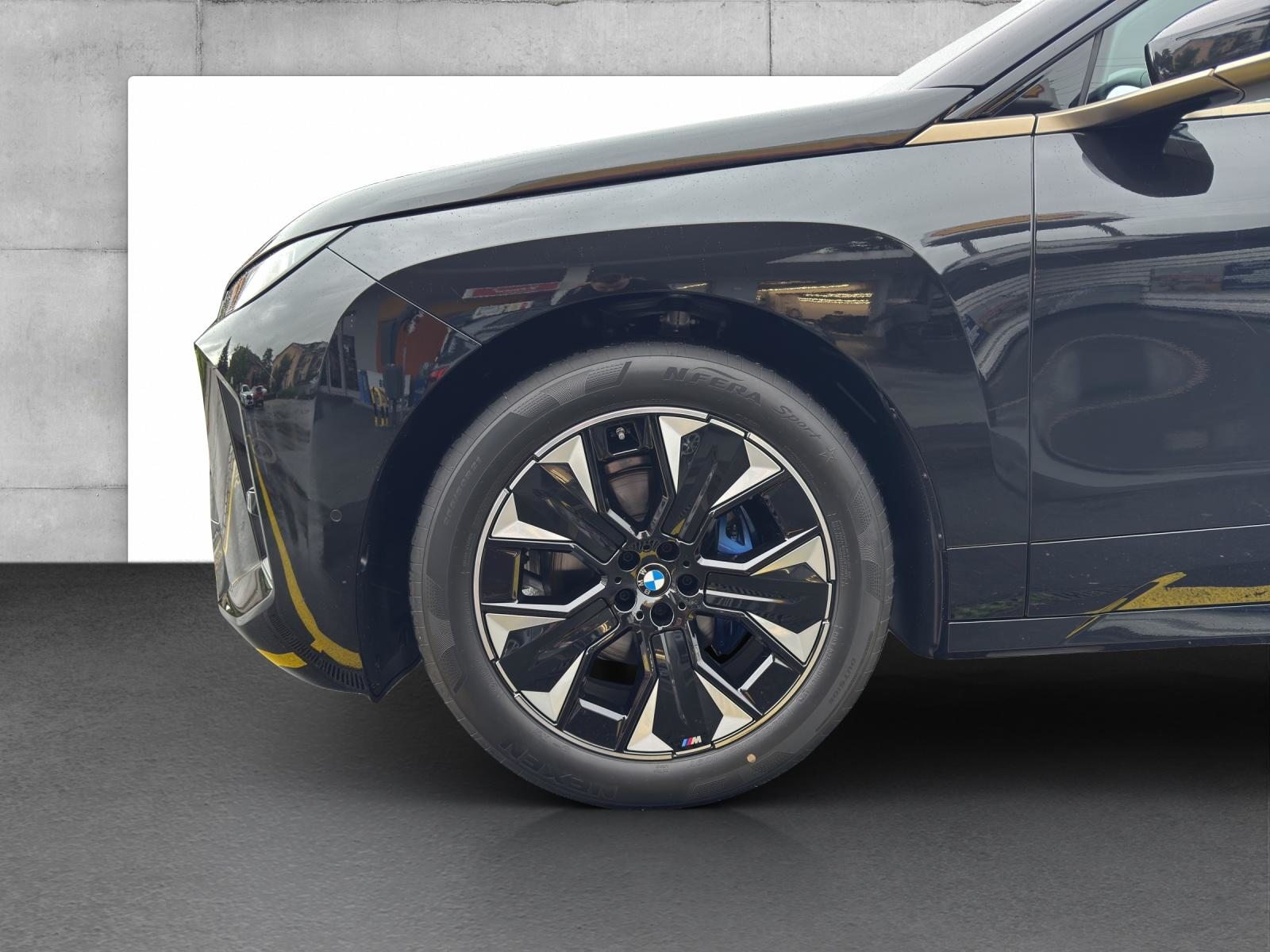 BMW iX xDrive45, Electric, Ex-demonstrator, Automatic - 5