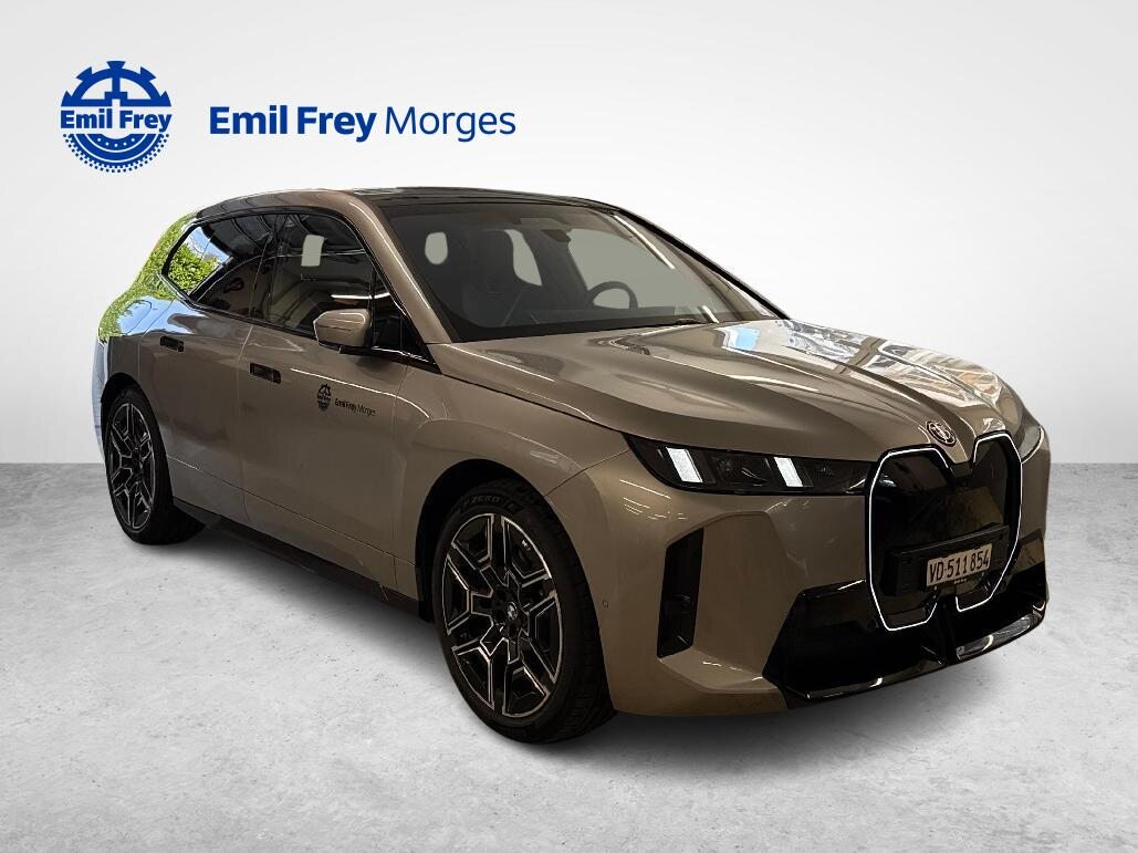 BMW iX xDrive60, Elektro, Vorführwagen, Automatik - 7