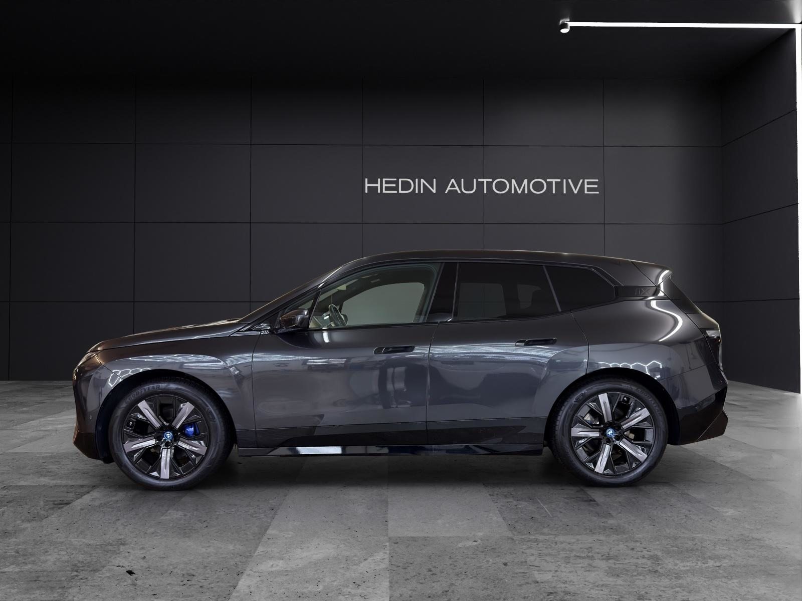 BMW iX xDrive40, Electric, Second hand / Used, Automatic - 2