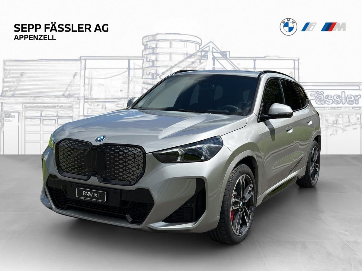 BMW iX1 xDrive 30 M Sport Pro