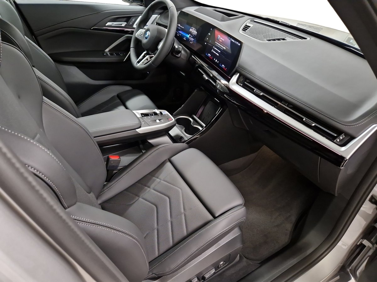 BMW iX1 30 Edition Sport, Électrique, Voiture nouvelle, Automatique - 4