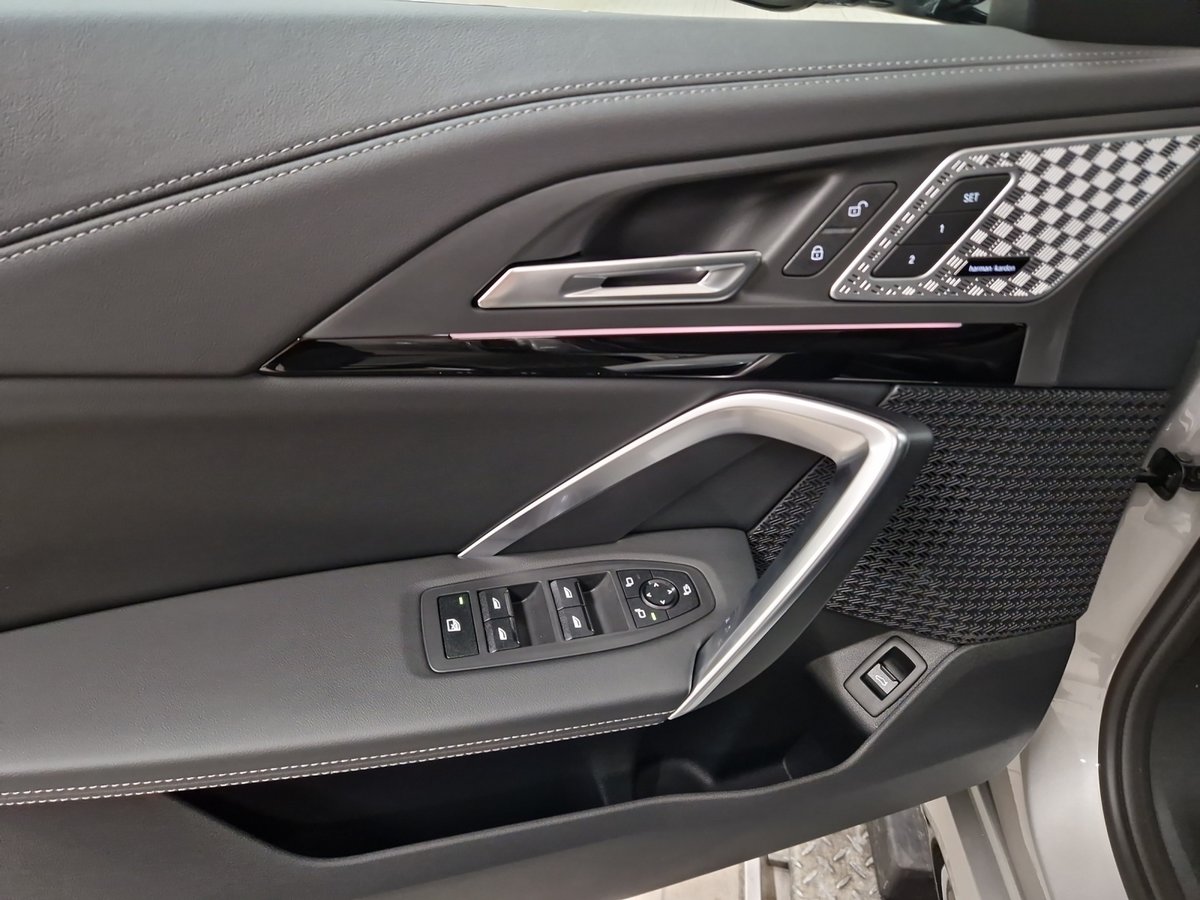 BMW iX1 30 Edition Sport, Électrique, Voiture nouvelle, Automatique - 7