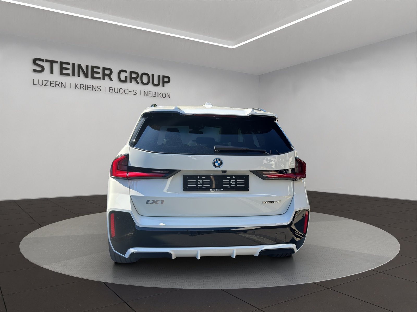 BMW iX1 30 M Sport Pro, Electric, New car, Automatic - 6