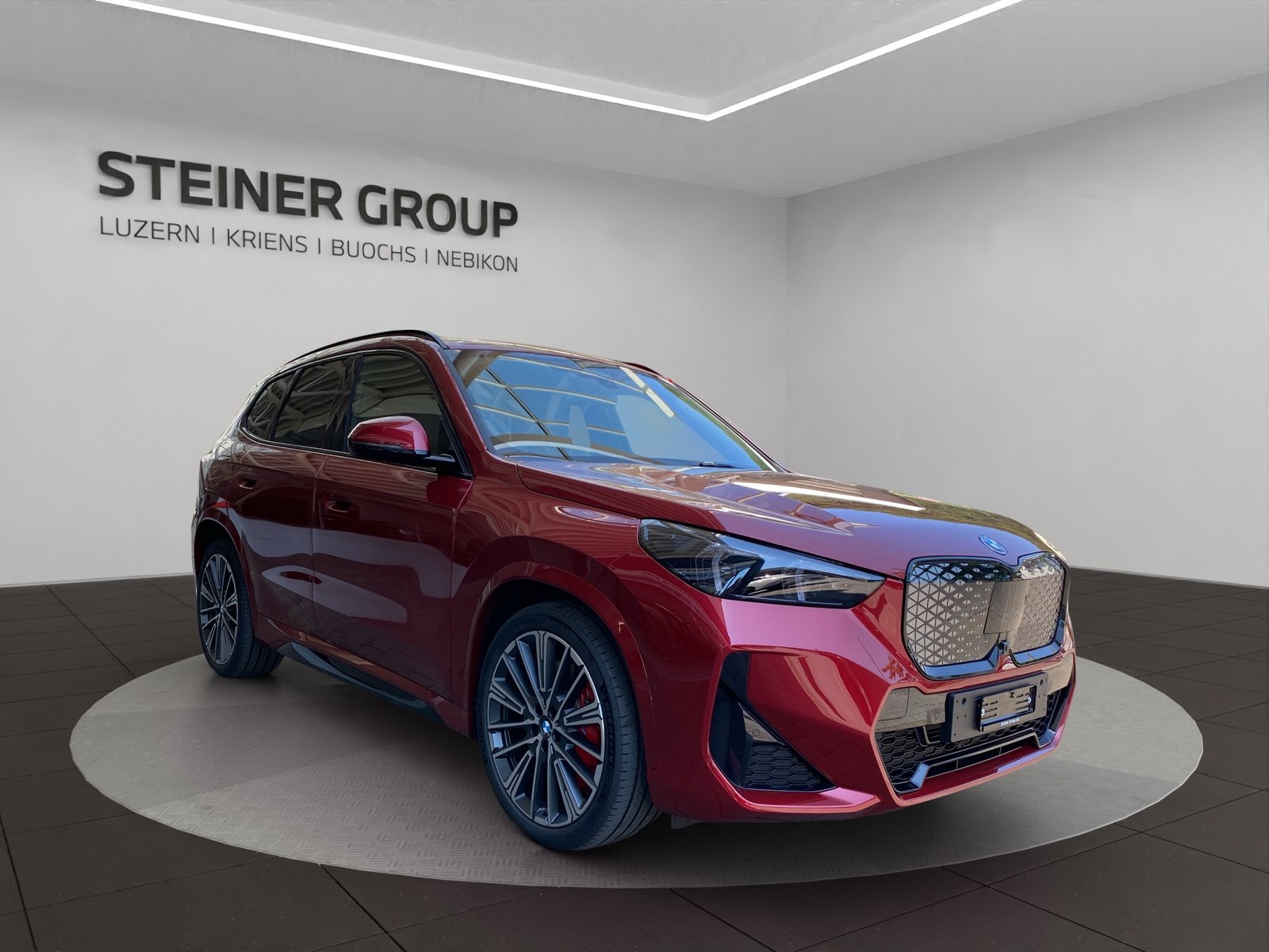 BMW iX1 30 M Sport Pro, Electric, New car, Automatic - 3