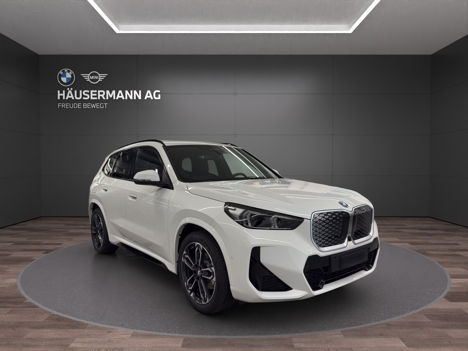 BMW iX1 eDrive 20 Edition M Sport, Elektro, Neuwagen, Automatik - 3