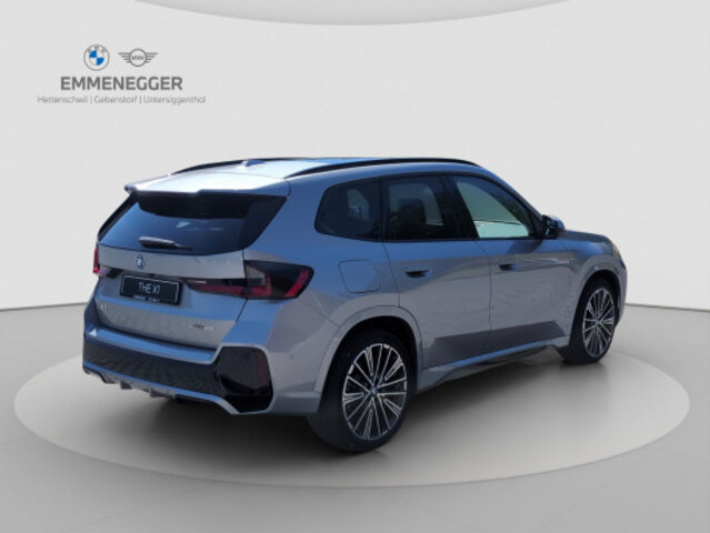 BMW iX1 eDrive 20 M Sport, Électrique, Voiture nouvelle, Automatique - 4