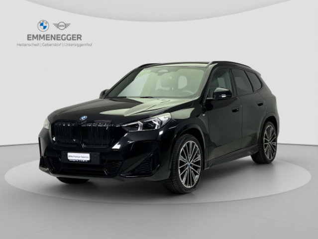 BMW iX1 30