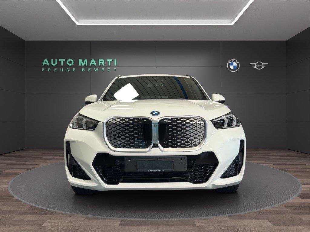 BMW iX1 30, Électrique, Voiture nouvelle, Automatique - 5
