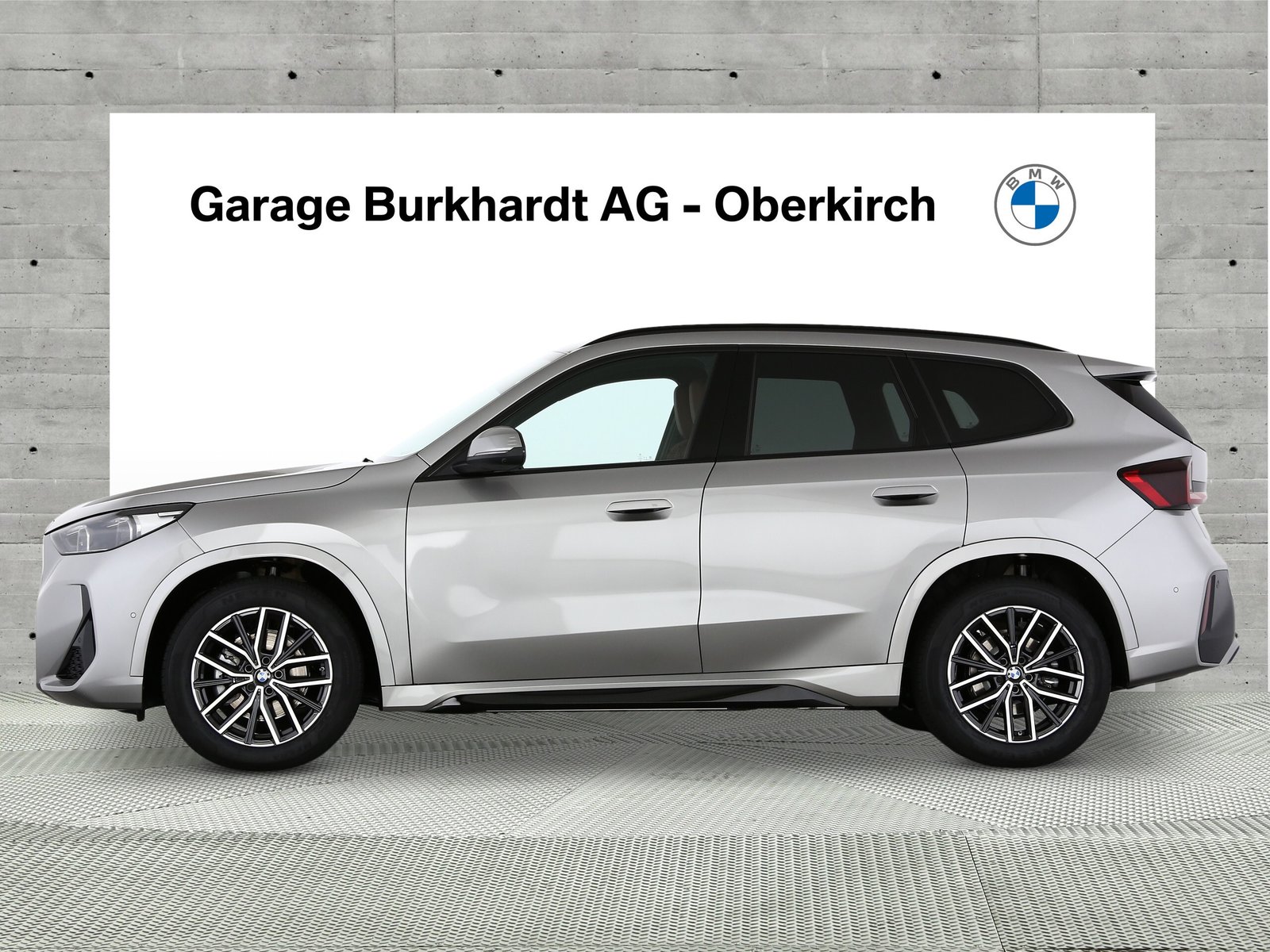 BMW iX1 eDrive 20 M Sport, Elektro, Neuwagen, Automatik - 3