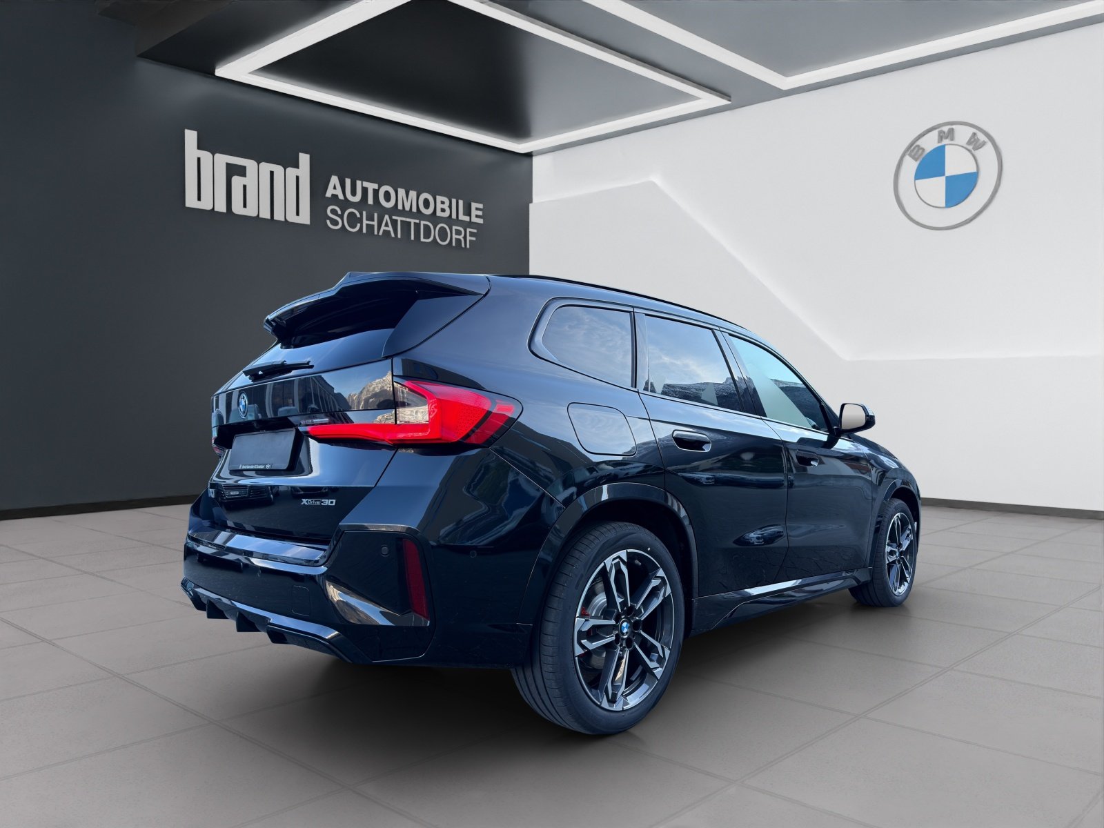 BMW iX1 30, Électrique, Voiture nouvelle, Automatique - 5