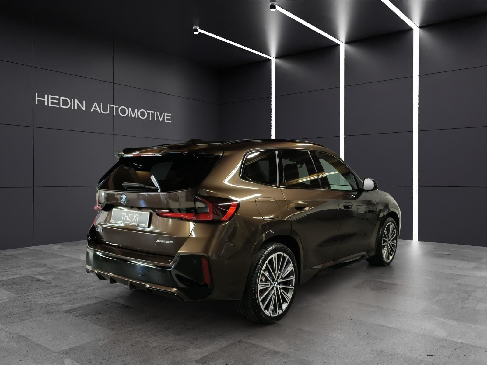 BMW iX1 30 xDrive, Electric, New car, Automatic - 5