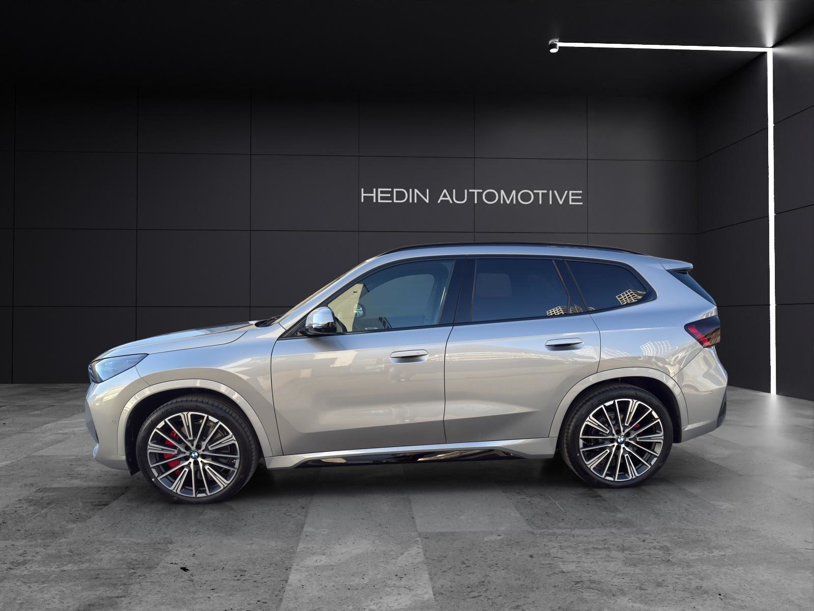 BMW iX1 30 xDrive, Electric, New car, Automatic - 2
