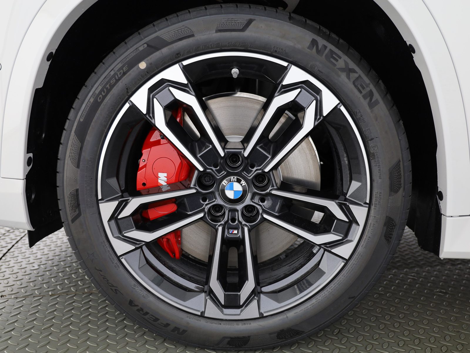 BMW iX1 30 xDrive, Electric, New car, Automatic - 7