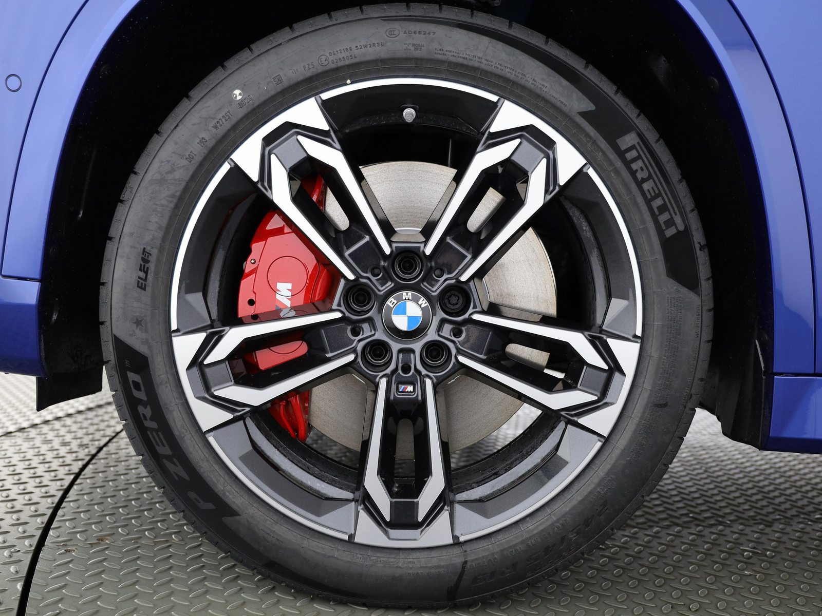 BMW iX1 30 xDrive, Elettrica, Auto nuove, Automatico - 4