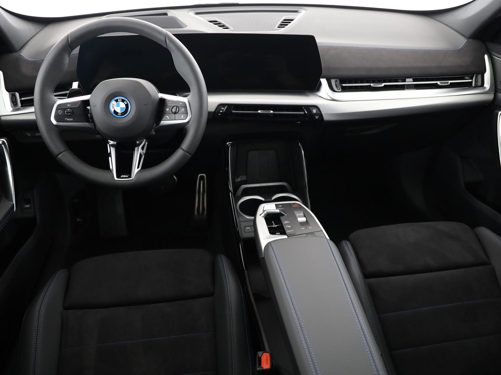 BMW iX1 30 xDrive, Elettrica, Auto nuove, Automatico - 6