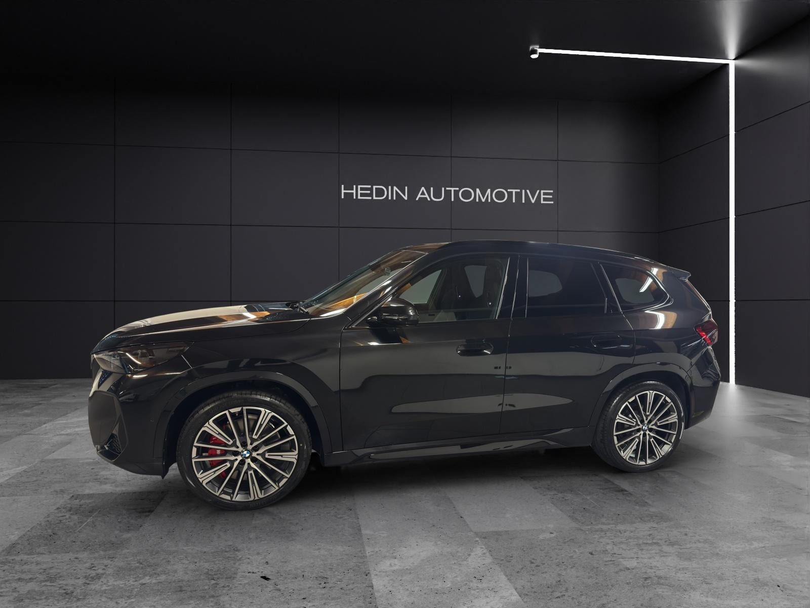 BMW iX1 30 xDrive, Electric, New car, Automatic - 2