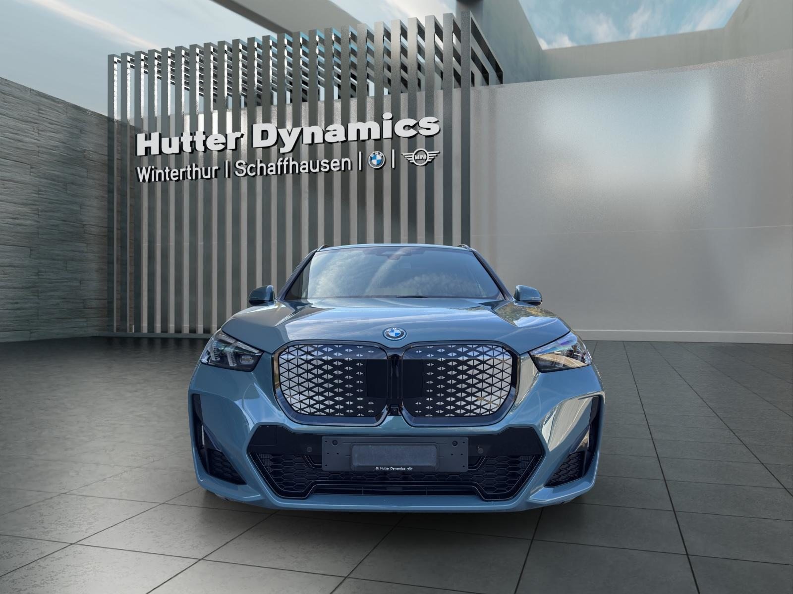 BMW iX1 30 xDrive M Sport Pro, Elektro, Neuwagen, Automatik - 2