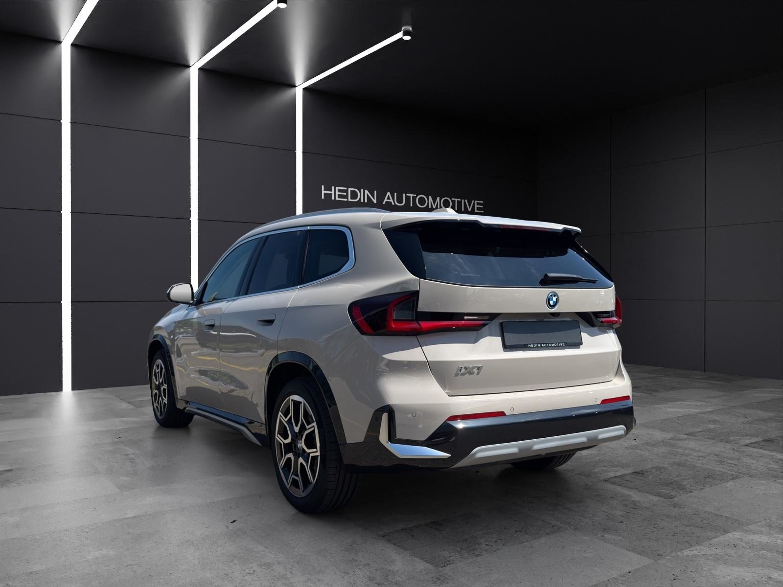 BMW iX1 20 eDrive, Electric, New car, Automatic - 4