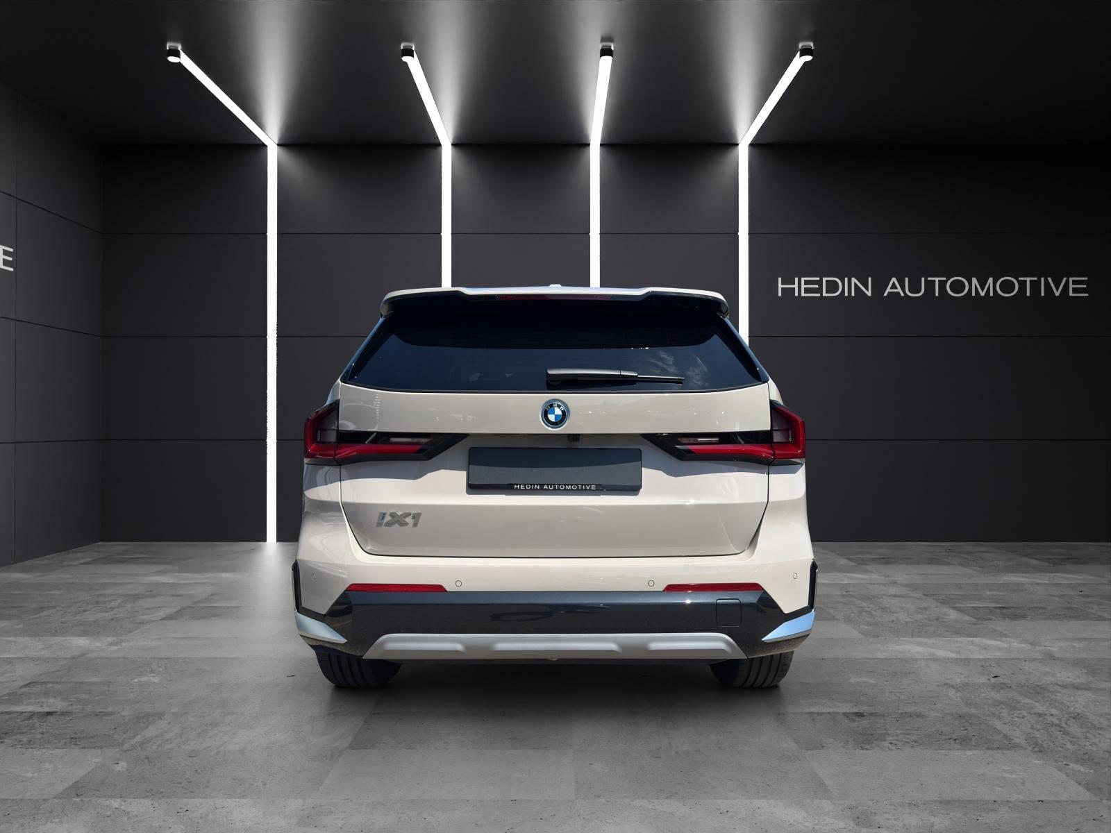 BMW iX1 20 eDrive, Electric, New car, Automatic - 5