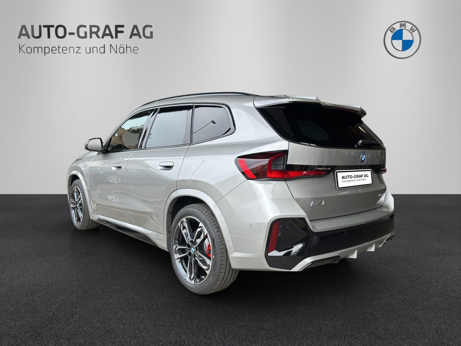 BMW iX1 30 xDrive M Sport Pro Edition, Elektro, Neuwagen, Automatik - 3