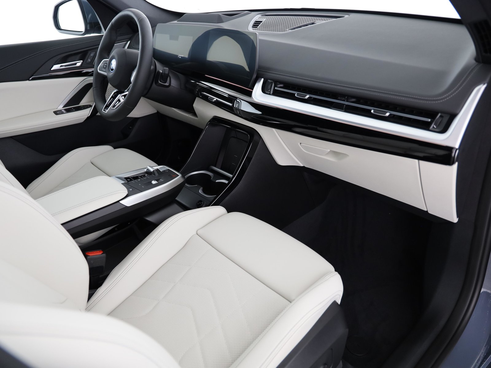BMW iX1 30, Electric, New car, Automatic - 7