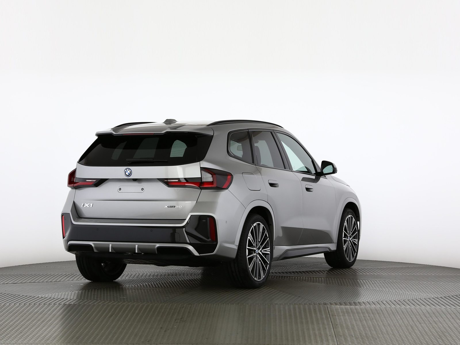 BMW iX1 30 xDrive, Elettrica, Auto nuove, Automatico - 2