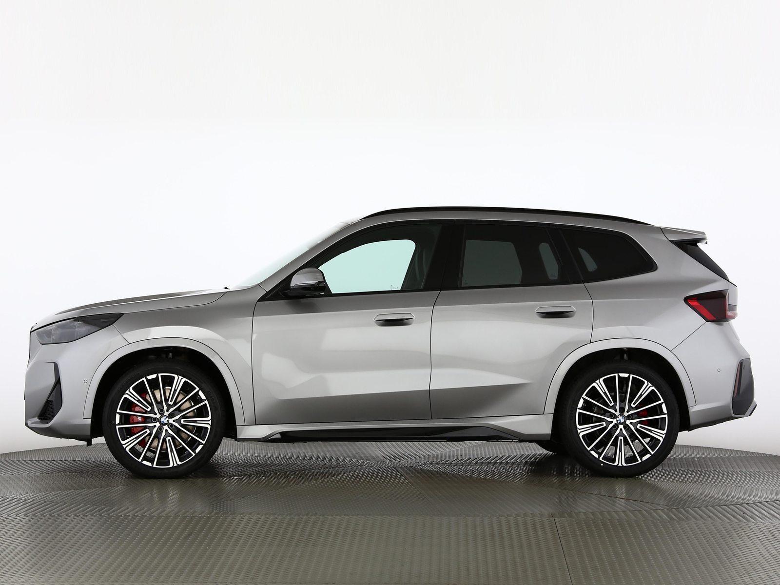 BMW iX1 30 xDrive, Elettrica, Auto nuove, Automatico - 3