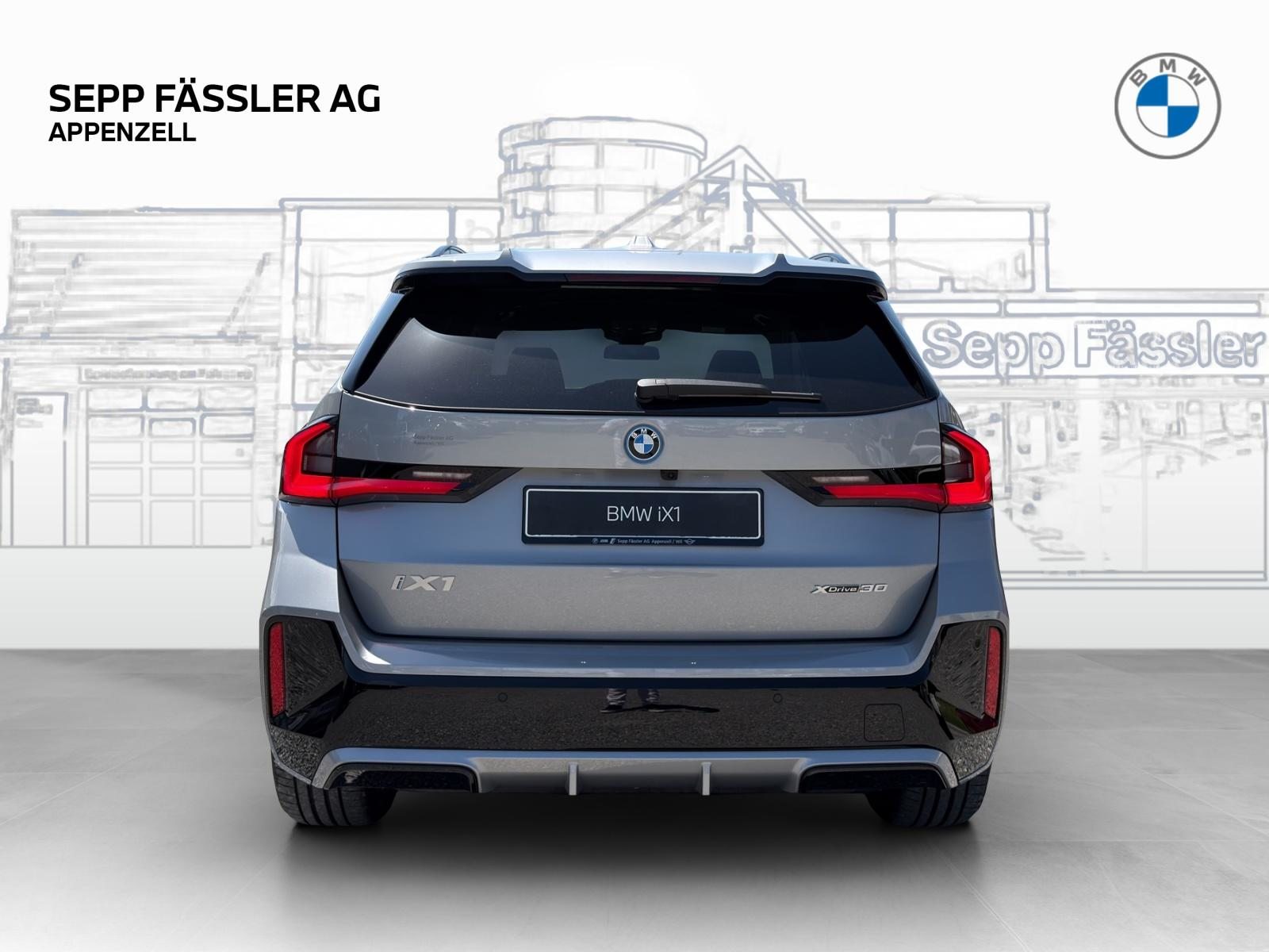 BMW iX1 30 xDrive, Elektro, Neuwagen, Automatik - 4