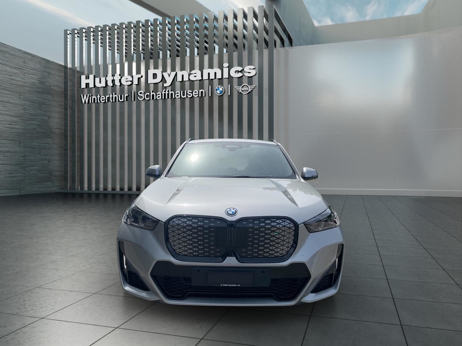BMW iX1 30 xDrive, Elektro, Neuwagen, Automatik - 2