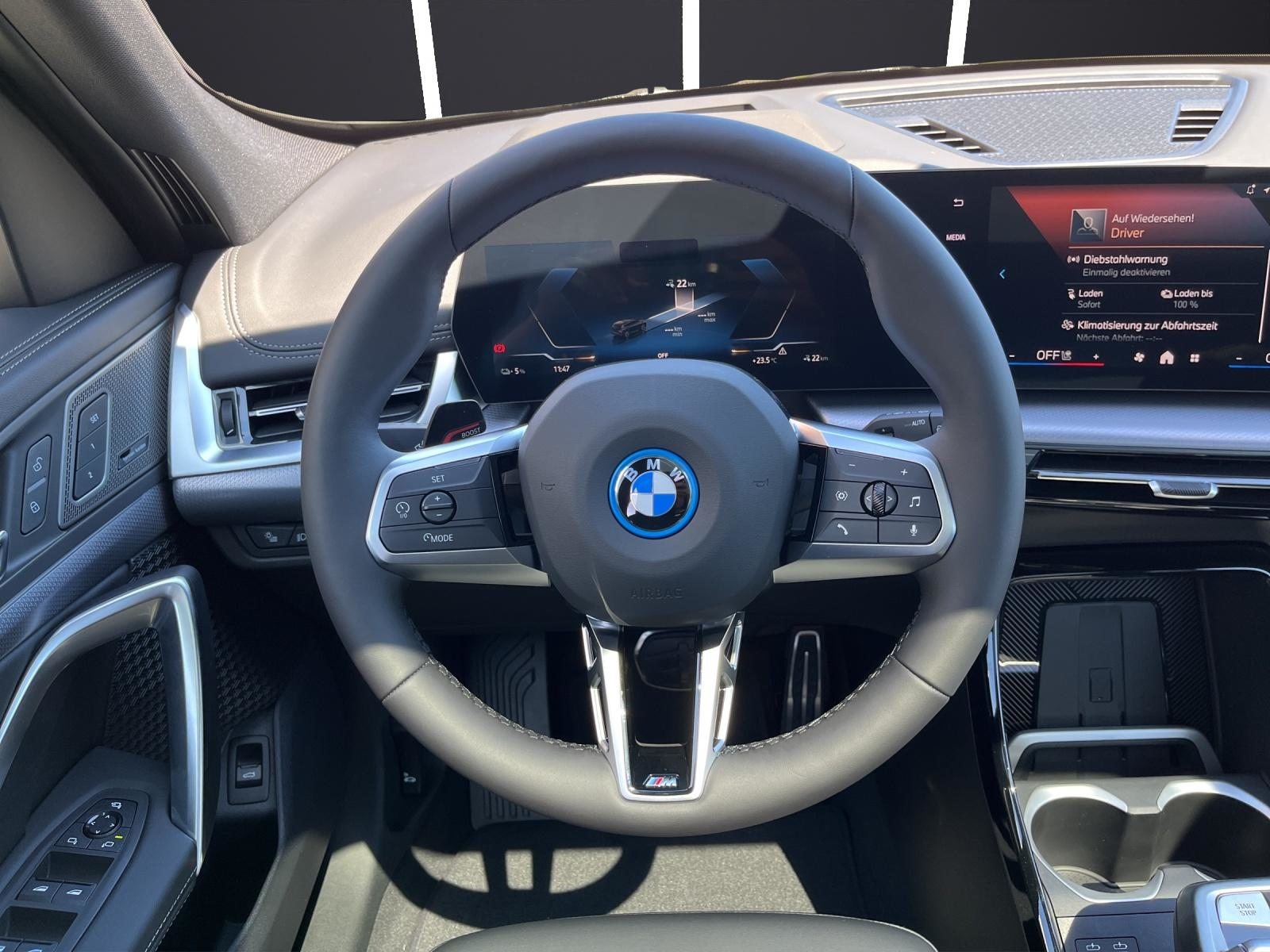 BMW iX1 30 xDrive, Elettrica, Auto nuove, Automatico - 6