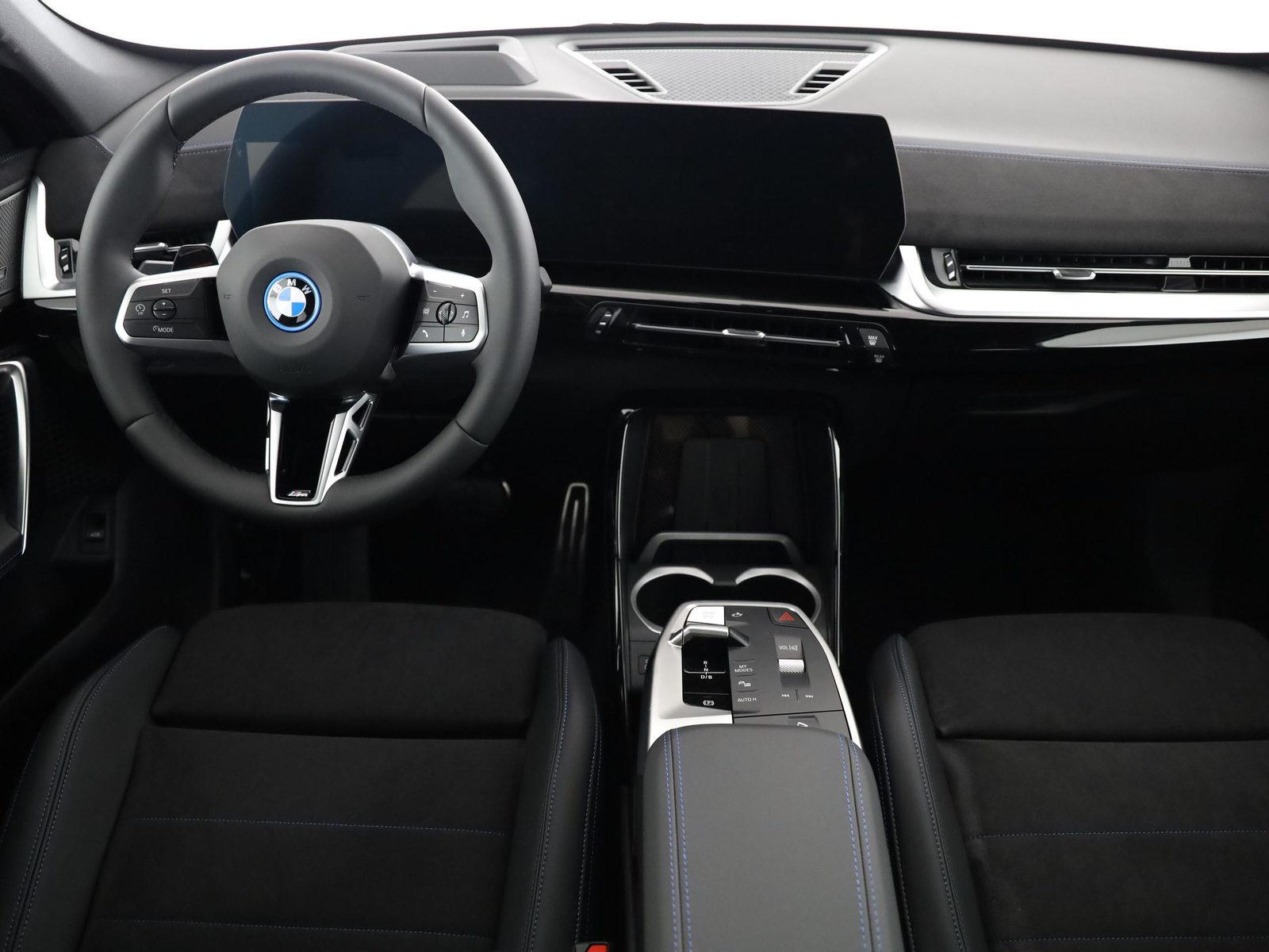 BMW iX1 30 xDrive, Elettrica, Auto nuove, Automatico - 6