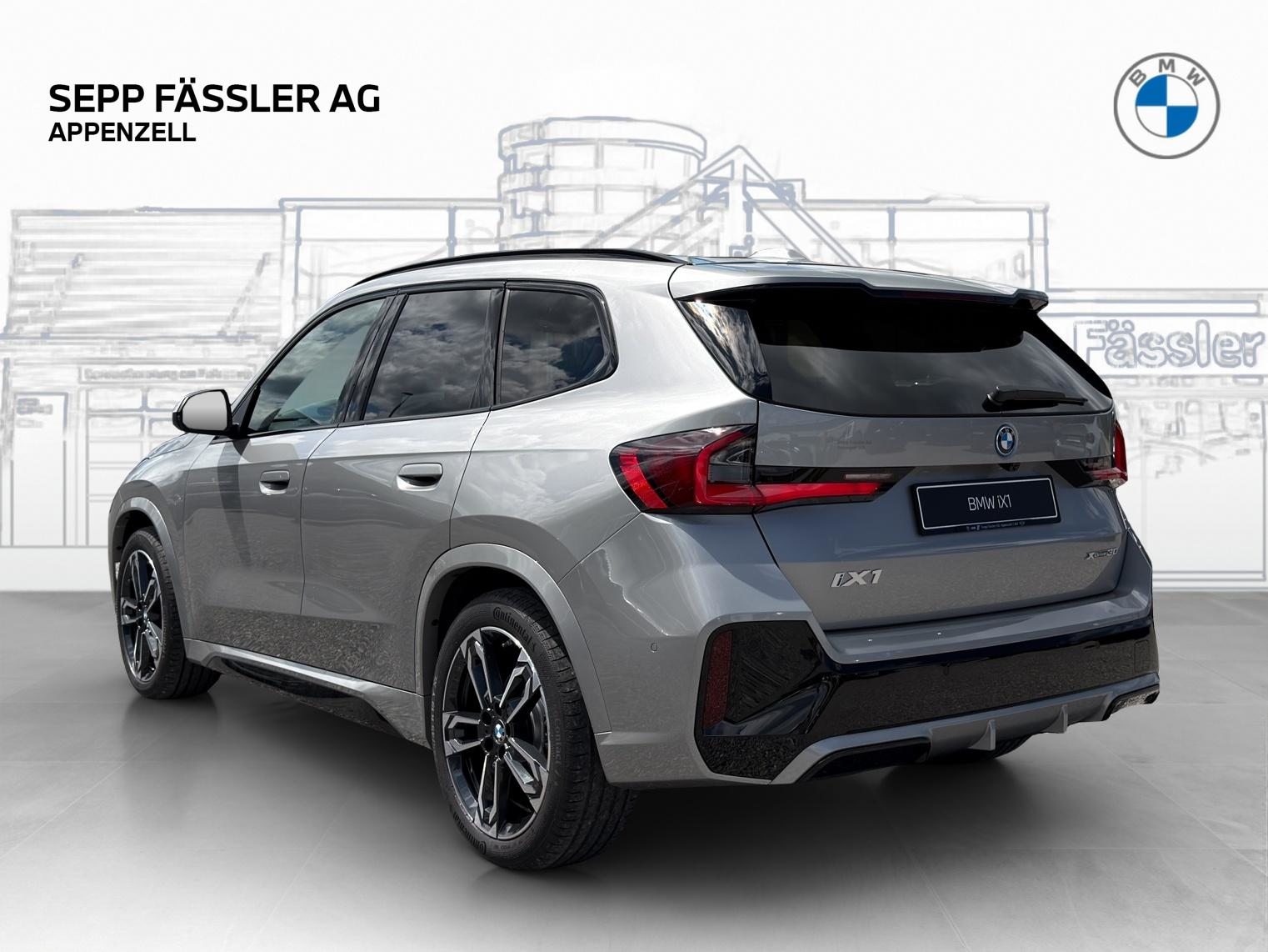 BMW iX1 30 xDrive, Elektro, Neuwagen, Automatik - 3