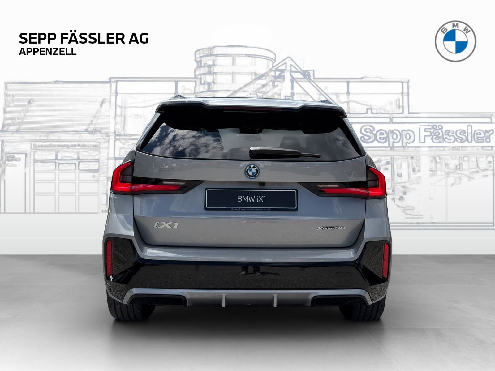 BMW iX1 30 xDrive, Elektro, Neuwagen, Automatik - 4