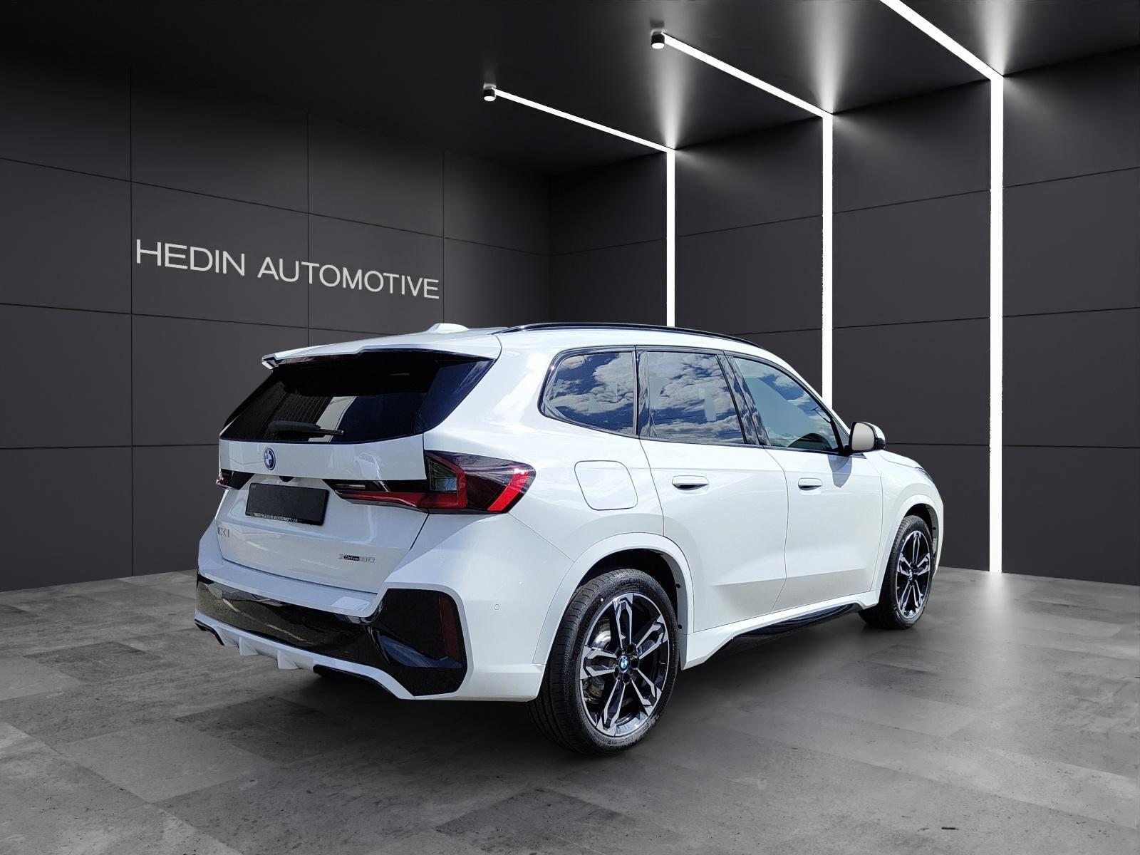 BMW iX1 30 xDrive, Elettrica, Auto nuove, Automatico - 6