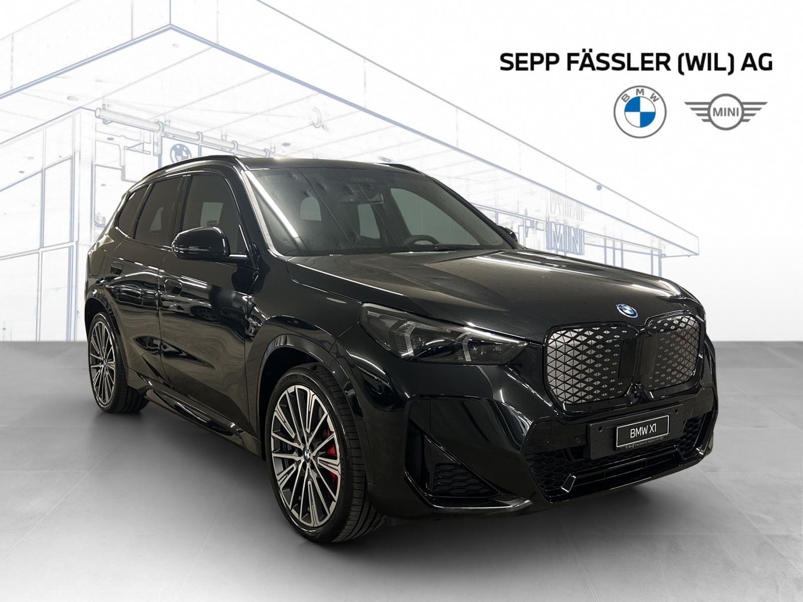 BMW iX1 30 xDrive, Elektro, Neuwagen, Automatik - 2