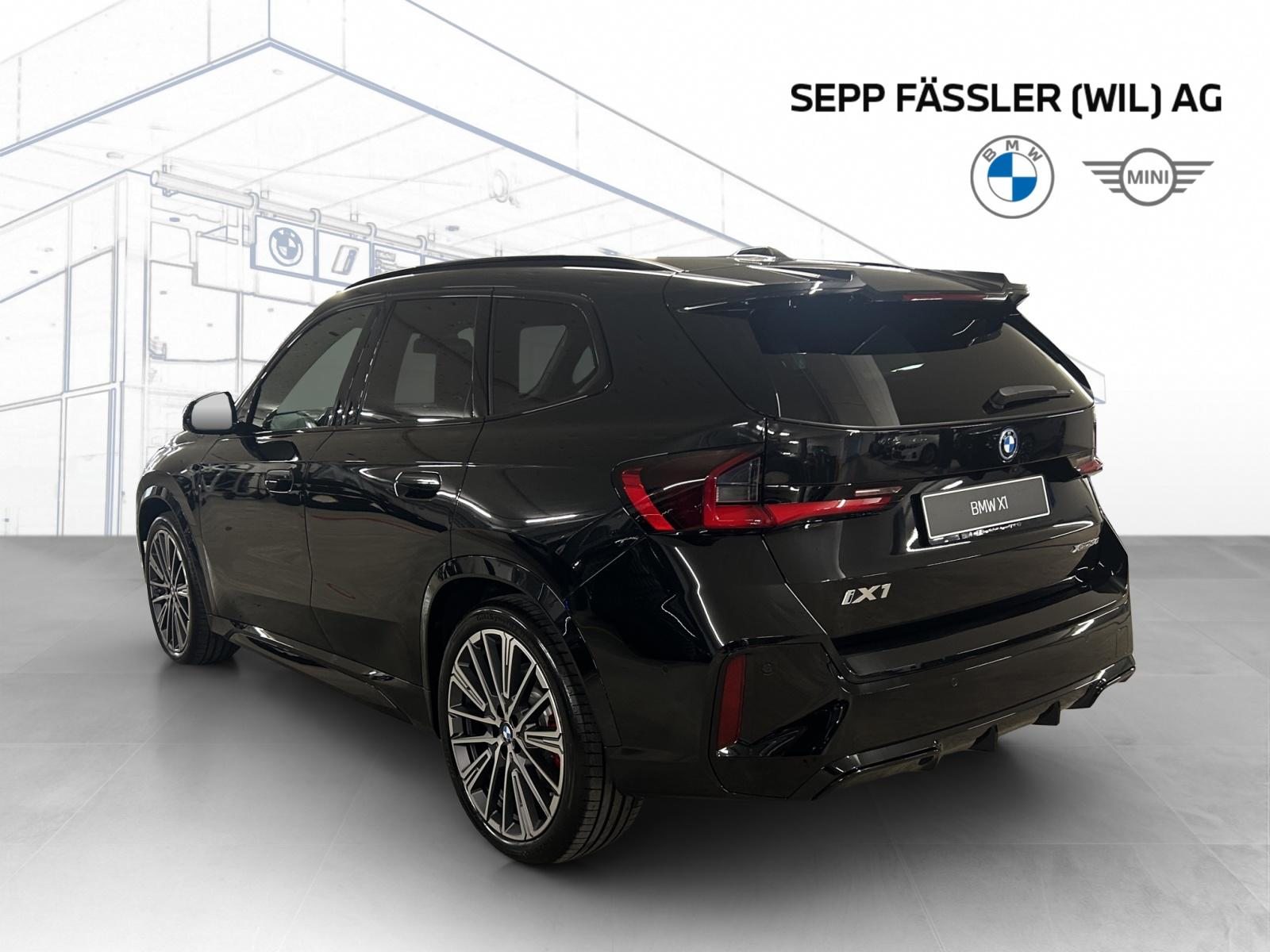 BMW iX1 30 xDrive, Elektro, Neuwagen, Automatik - 4