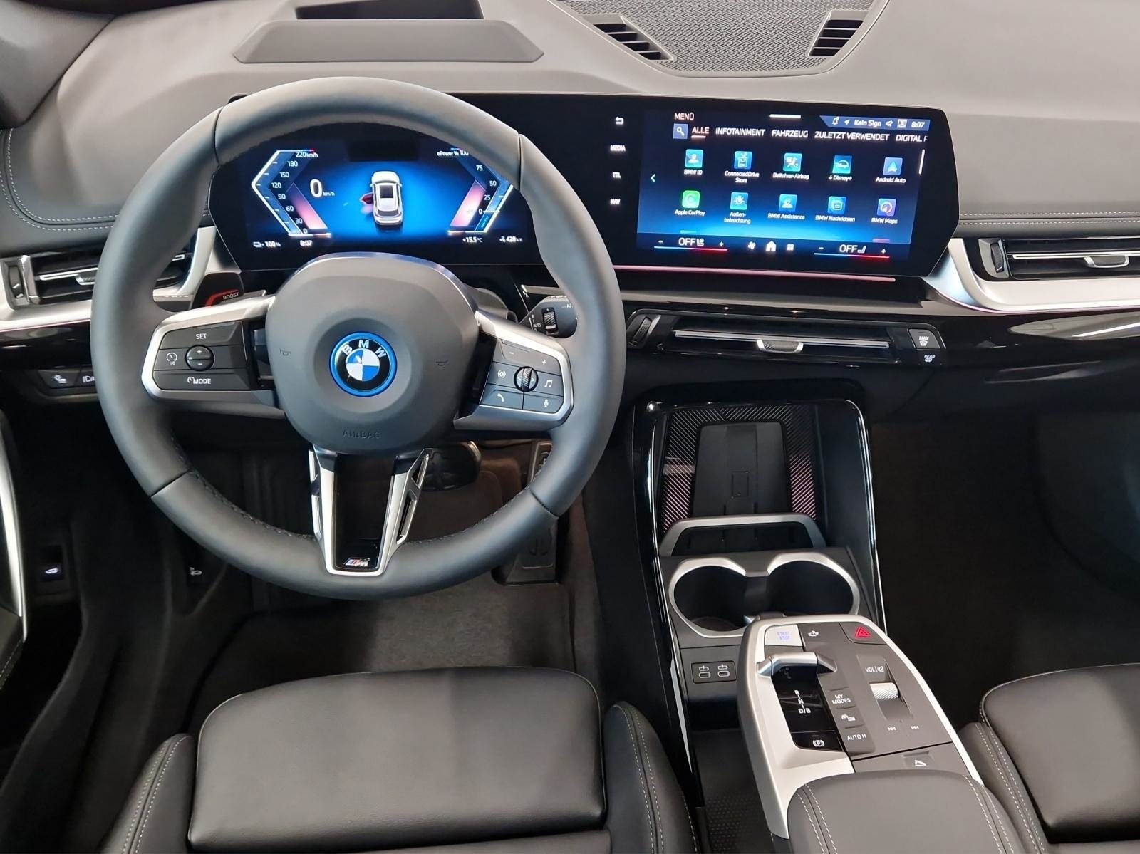BMW iX1 30 xDrive, Elettrica, Auto nuove, Automatico - 2