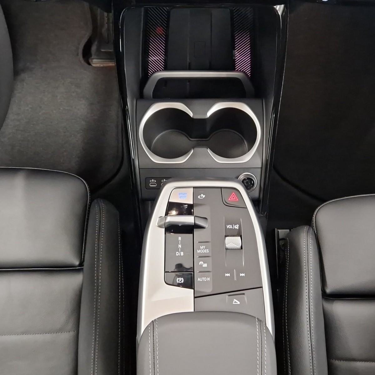 BMW iX1 30 xDrive, Elettrica, Auto nuove, Automatico - 5