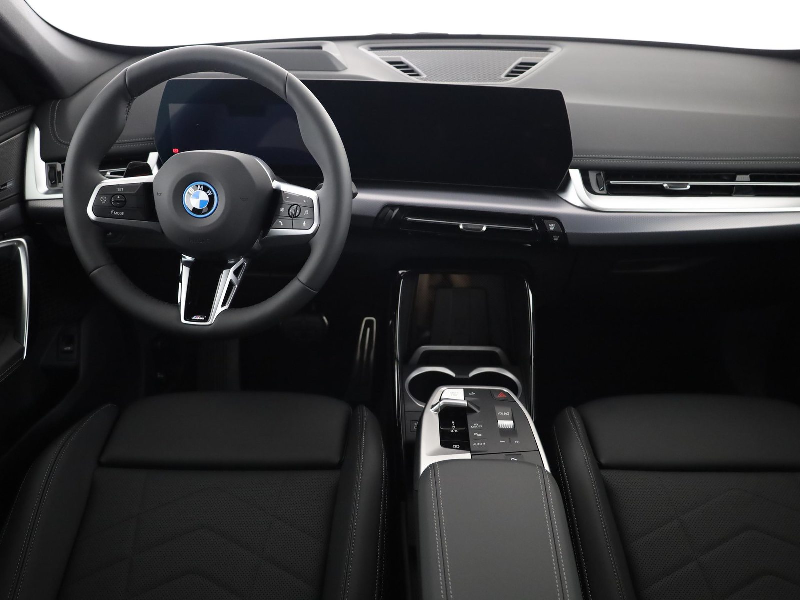 BMW iX1 30 xDrive, Elettrica, Auto nuove, Automatico - 6
