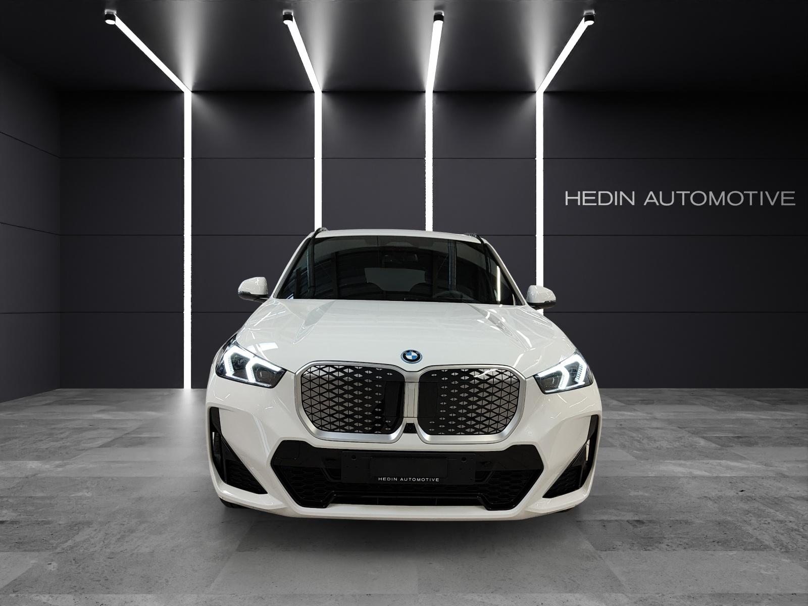 BMW iX1 30 xDrive, Elektro, Neuwagen, Automatik - 3
