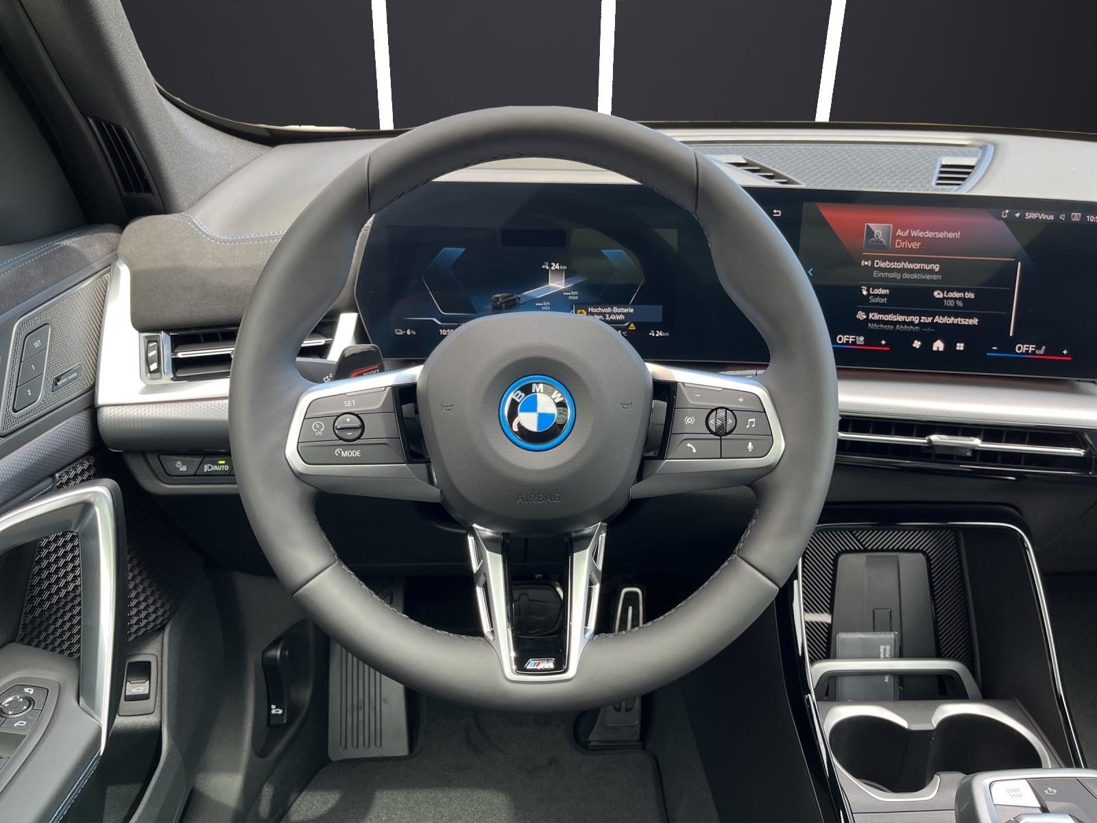 BMW iX1 30 xDrive, Elettrica, Auto nuove, Automatico - 6