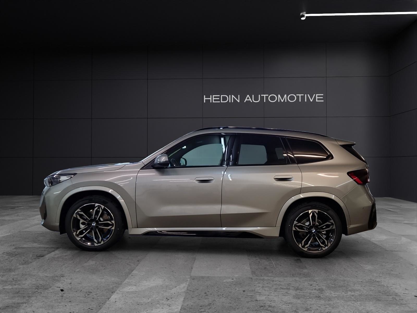 BMW iX1 30 xDrive, Elettrica, Auto nuove, Automatico - 2